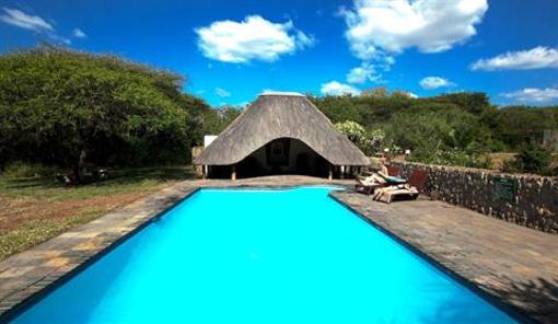 фото отеля Rhino River Lodge