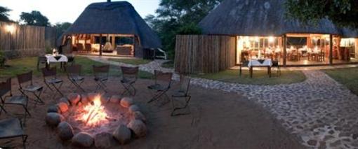 фото отеля Rhino River Lodge