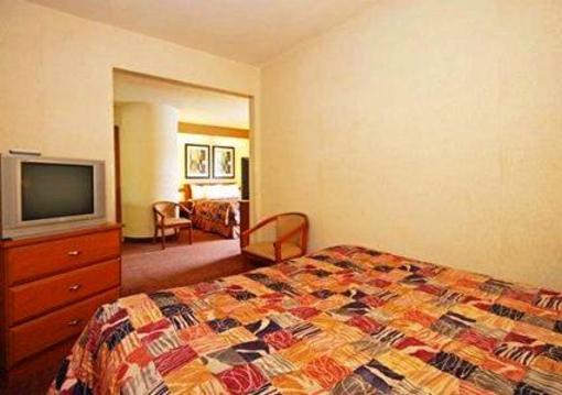 фото отеля Rodeway Inn Tuscaloosa