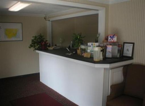 фото отеля Americas Best Value Inn Lee