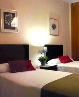 фото отеля Apartamentos Suites Oficentro