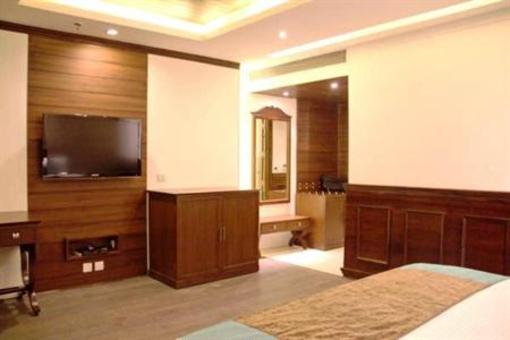 фото отеля Hotel Icon Chandigarh