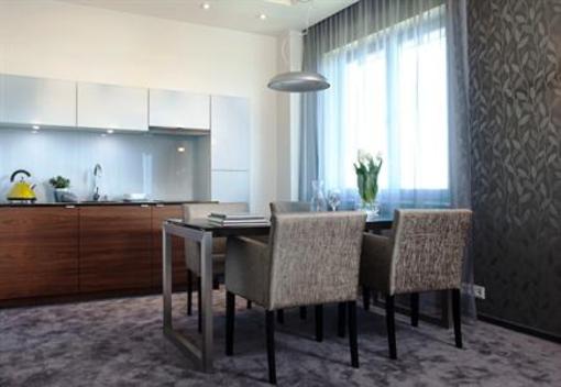 фото отеля Longstay Aparthotel