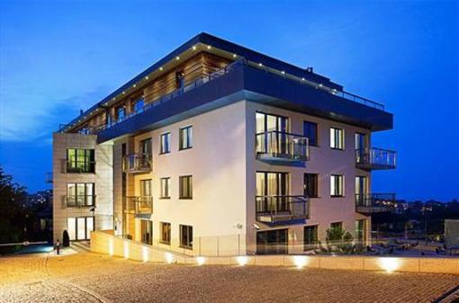 фото отеля Longstay Aparthotel
