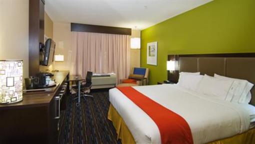 фото отеля Holiday Inn Express & Suites Fulton