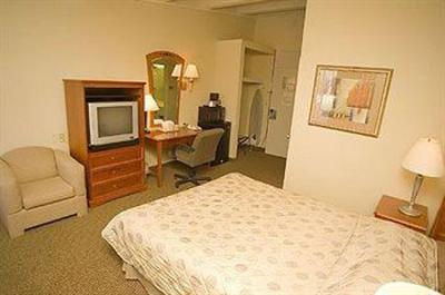 фото отеля Regency Inn & Suites Albany (New York)