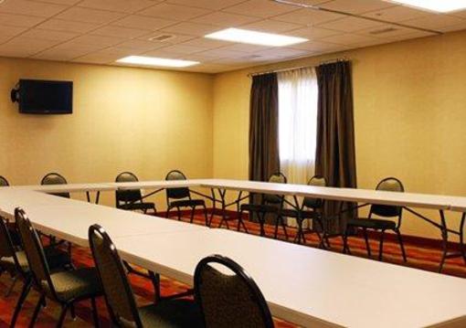 фото отеля Suburban Extended Stay Hotel Cedar Falls