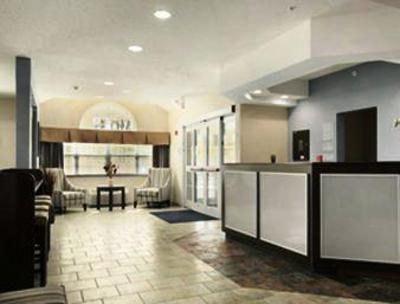 фото отеля Microtel Inn and Suites Geneva