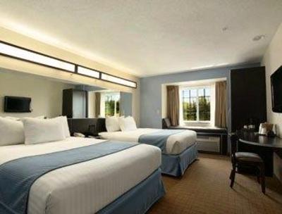 фото отеля Microtel Inn and Suites Geneva