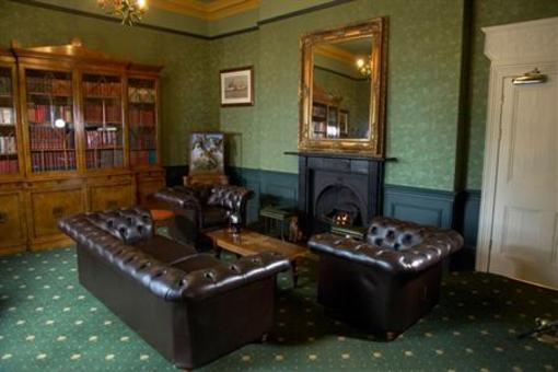 фото отеля Ty Mawr Mansion Country House Lampeter