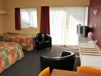 Coronation Court Motel