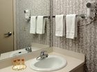 фото отеля Days Inn & Suites Cedar Rapids