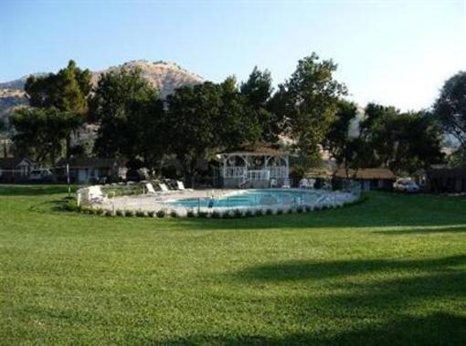 фото отеля Americas Best Value Inn Three Rivers (California)