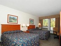 Econo Lodge & Suites Southern Pines