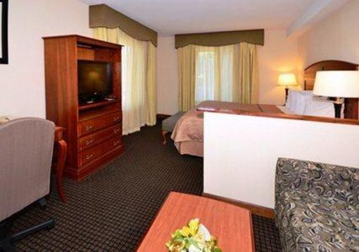 фото отеля Quality Inn & Suites Northampton