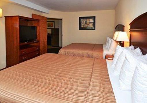 фото отеля Quality Inn & Suites Northampton