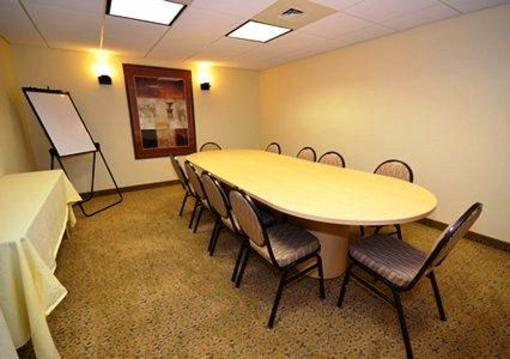 фото отеля Quality Inn & Suites Northampton