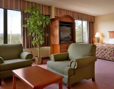 фото отеля Ramada Limited - Parsippany