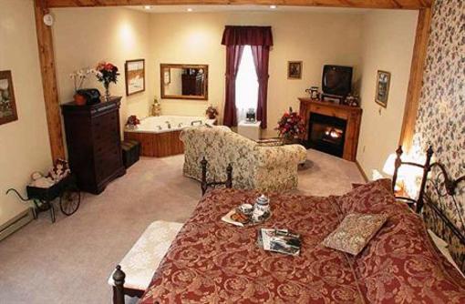 фото отеля Haley Farm Bed and Breakfast and Retreat Center