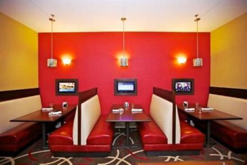 фото отеля Holiday Inn Chattanooga-Hamilton Place