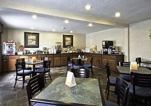 фото отеля Quality Inn and Suites Ankeny