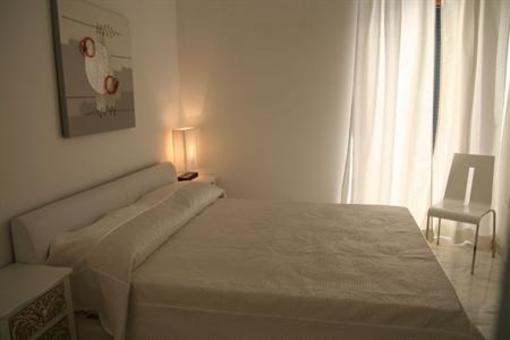 фото отеля Minihotel in City