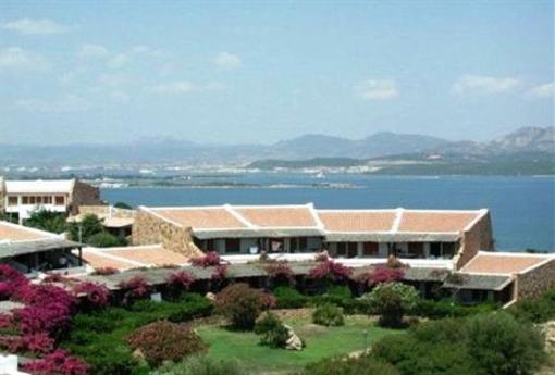 фото отеля Capo Ceraso Resort Olbia