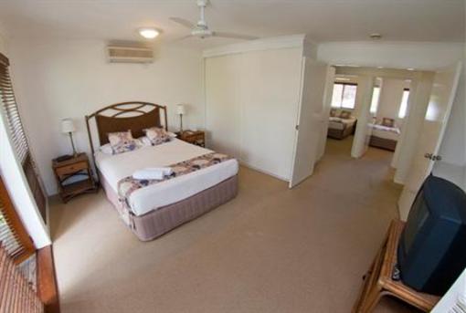 фото отеля Sunset Cove Resort