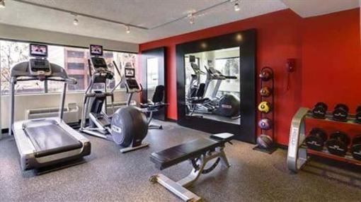 фото отеля DoubleTree Club by Hilton Orange County Airport