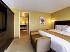 фото отеля DoubleTree Club by Hilton Orange County Airport