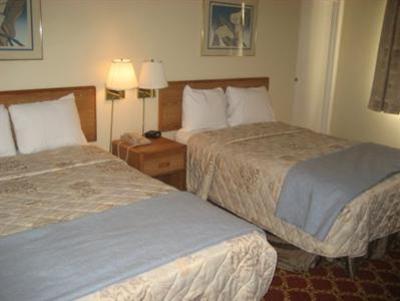 фото отеля America's Best Inn & Suites Urbana (Illinois)