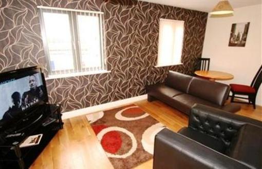 фото отеля Trinity Lane Serviced Apartments Cheltenham