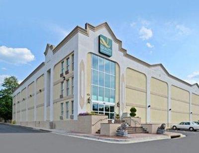 фото отеля Quality Inn & Suites Alexandria (Virginia)