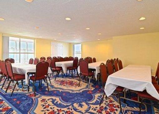 фото отеля Quality Inn & Suites Alexandria (Virginia)