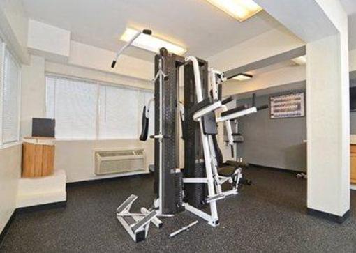 фото отеля Quality Inn & Suites Alexandria (Virginia)