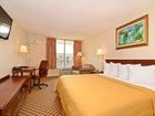 фото отеля Quality Inn & Suites Alexandria (Virginia)