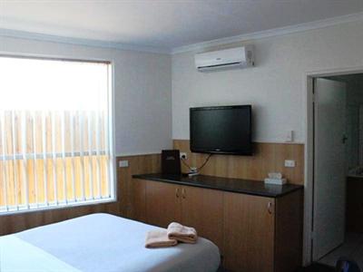 фото отеля Bamboo Motor Inn