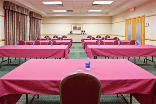 фото отеля Holiday Inn Express Breezewood