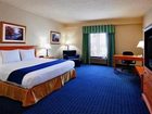 фото отеля Holiday Inn Express Breezewood