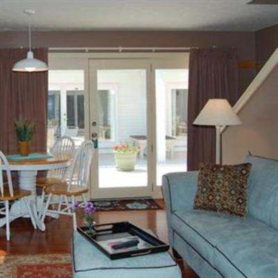фото отеля Pink Blossoms Resort (Family Suites)