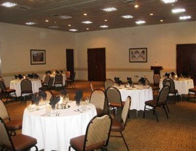 фото отеля Best Western Plus Madison - Huntsville Hotel