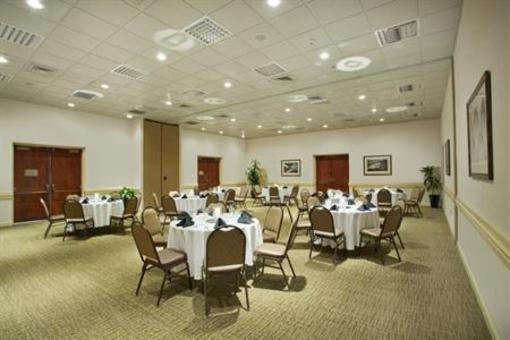 фото отеля Best Western Plus Madison - Huntsville Hotel