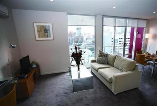 фото отеля Plum Serviced Apartments Southbank