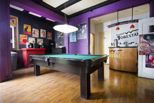 фото отеля Hostal Forestal Santiago