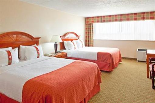 фото отеля Holiday Inn Muskegon