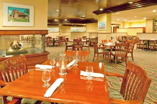 фото отеля Holiday Inn Muskegon
