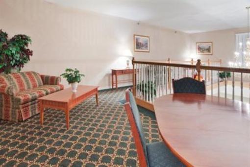 фото отеля Days Inn and Suites Schoharie