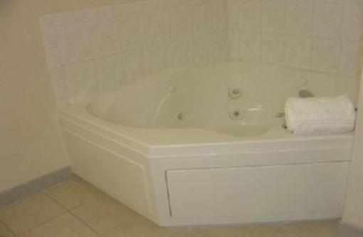 фото отеля Days Inn and Suites Schoharie