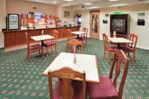 фото отеля Days Inn and Suites Schoharie