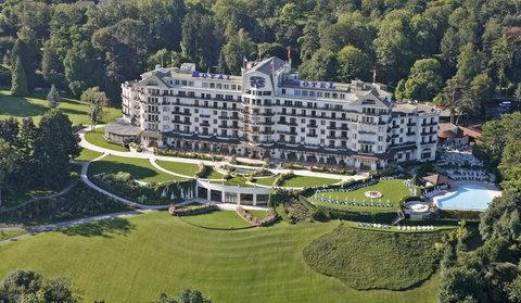 фото отеля Hotel Royal Evian Resort